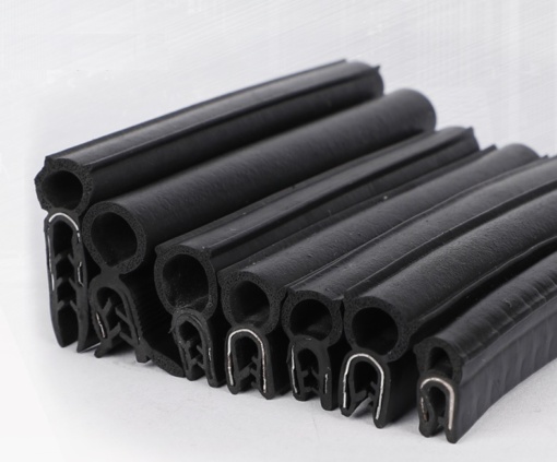 Gioăng cao su chặn nước cửa xe