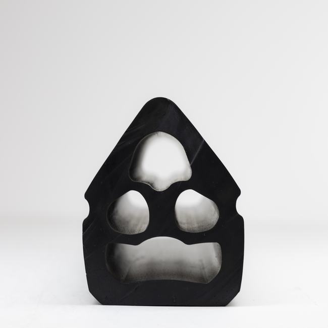 Ron đệm va hầm tầu